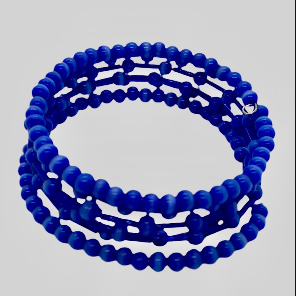 Ladies Beaded Bracelet!